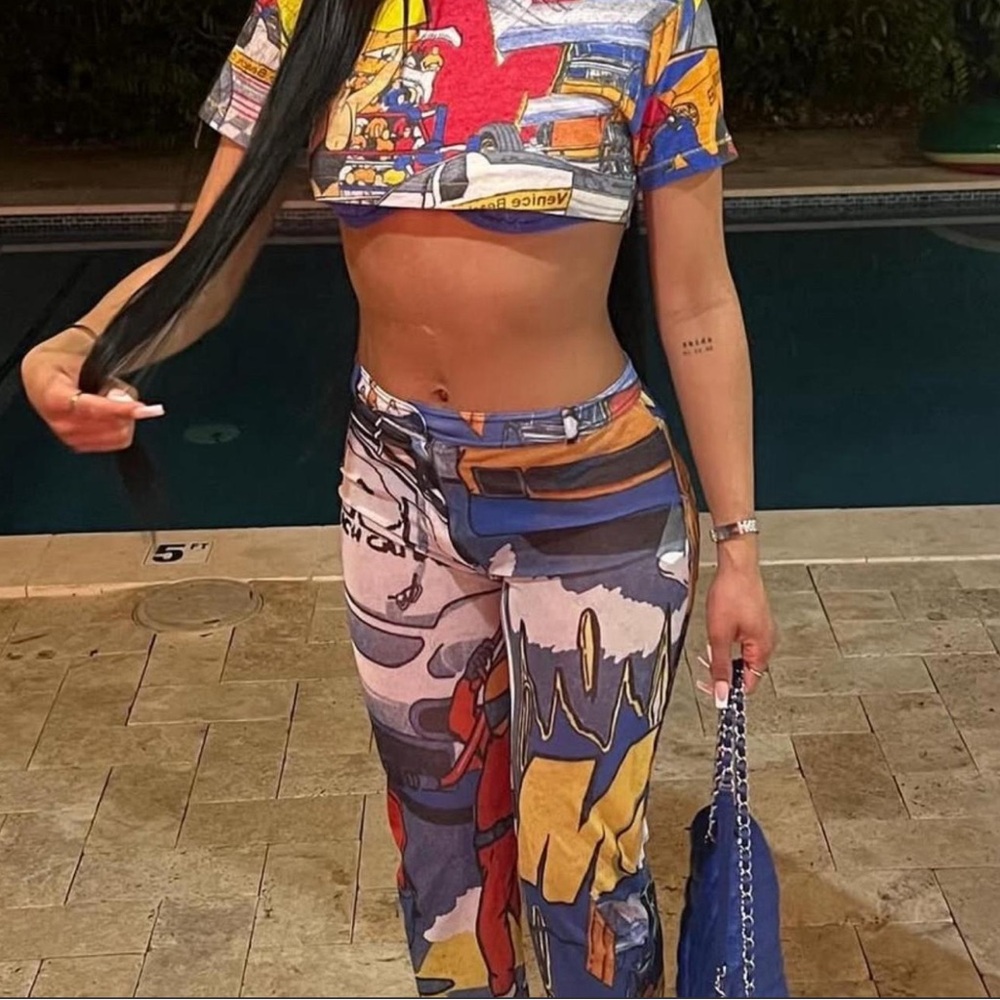 Colorful Graphic Women's Top & Pants